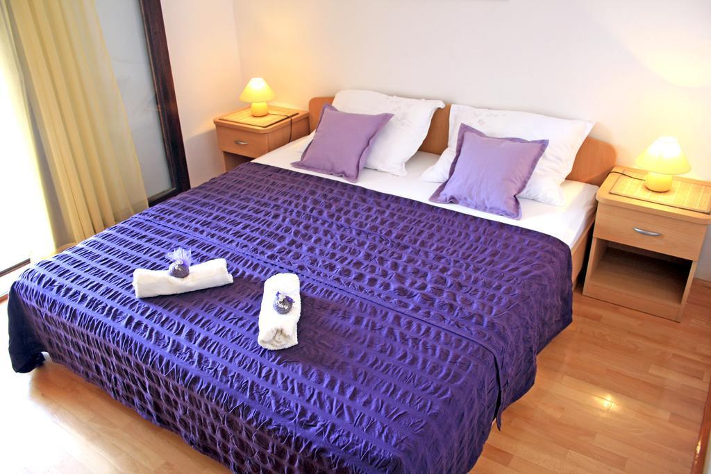 Apartments Villa Zvonimir Slatine Room photo